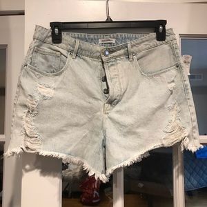 Good American Bombshell Shorts